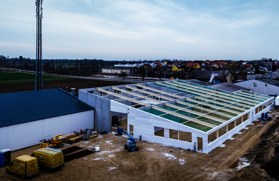 Brantner Hallenbau und Stahlbau Werk für Textilindustrie in Laa an der Thaya