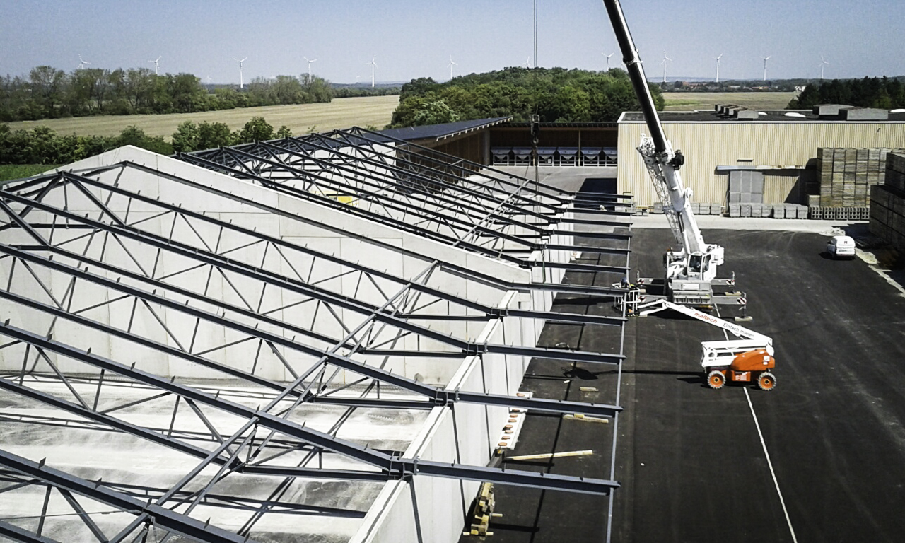 Brantner Hallenbau und Stahlbau Getreidelagerhalle für Raiffeisen Lagerhaus Marchfeld eGen.